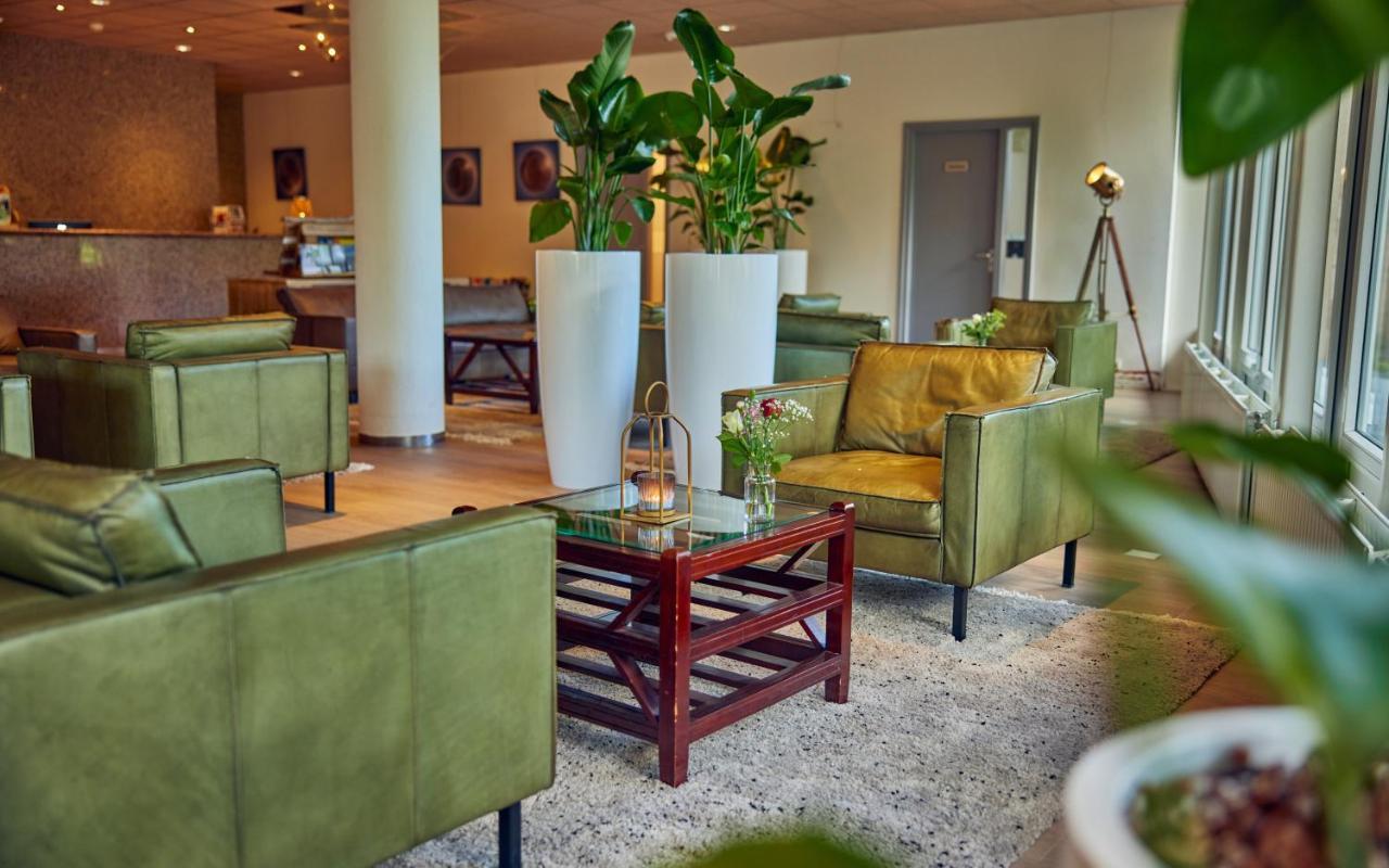Westcord Hotel Schylge Екстериор снимка