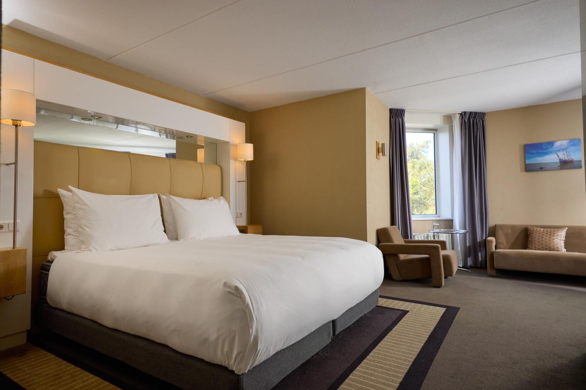 Westcord Hotel Schylge Екстериор снимка