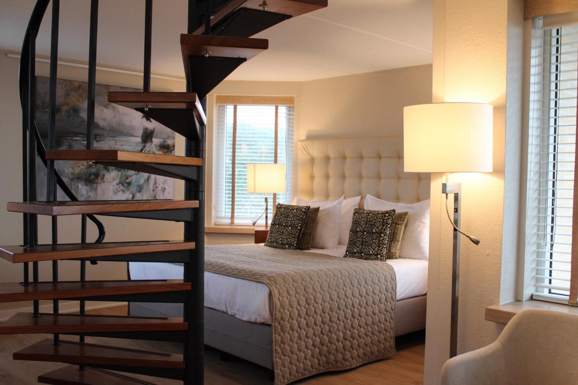 Westcord Hotel Schylge Екстериор снимка